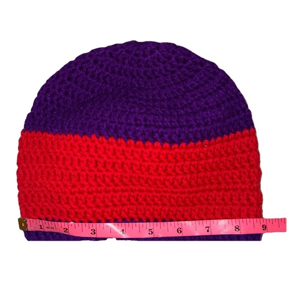Beanie Hat Women's OS Purple Red Crochet Handmade Flower  NEW‎ - Picture 3 of 4